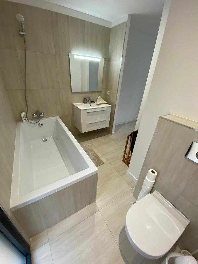 Villa Favone 4 Chambres Piscine Privee ฮองกา ภายนอก รูปภาพ