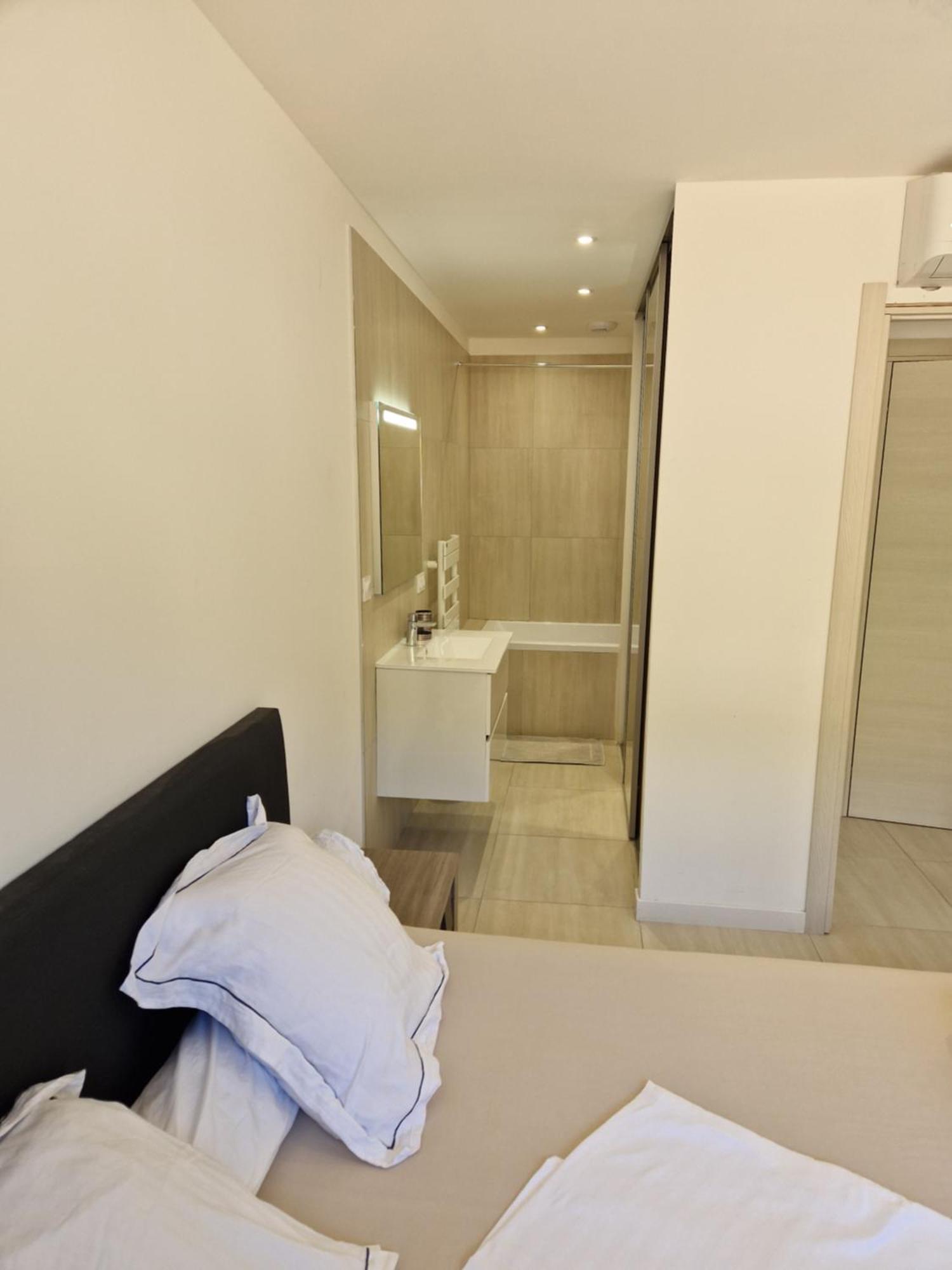 Villa Favone 4 Chambres Piscine Privee ฮองกา ภายนอก รูปภาพ